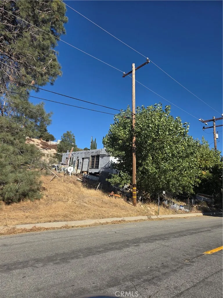 42530 Ranch Club Lake Elizabeth, CA 93532