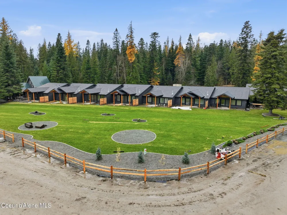 25 Rebecca Lane Nordman, ID 83848