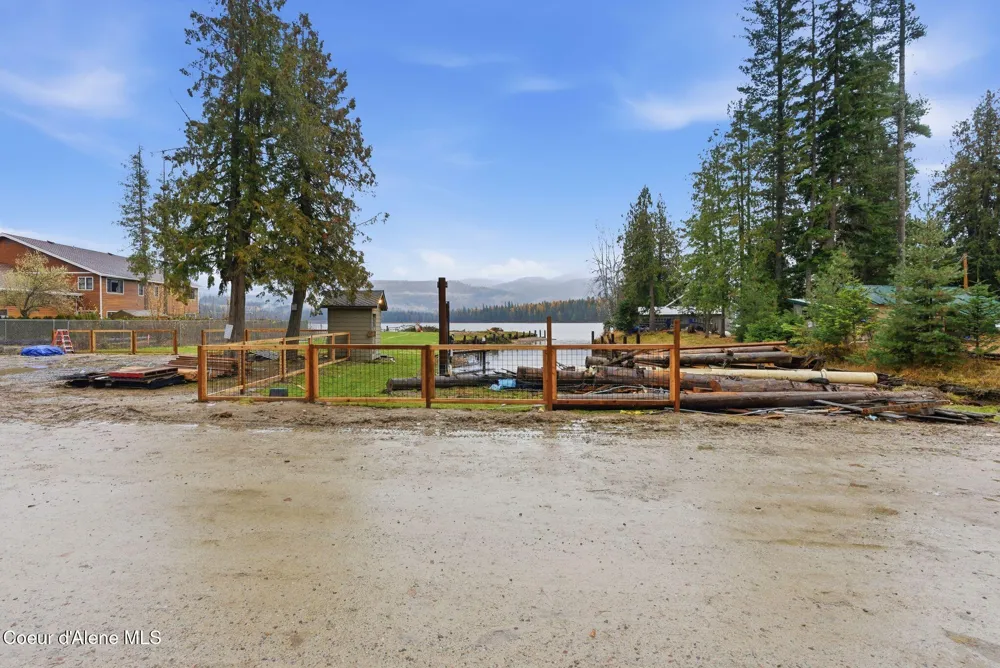 25 Rebecca Lane Nordman, ID 83848