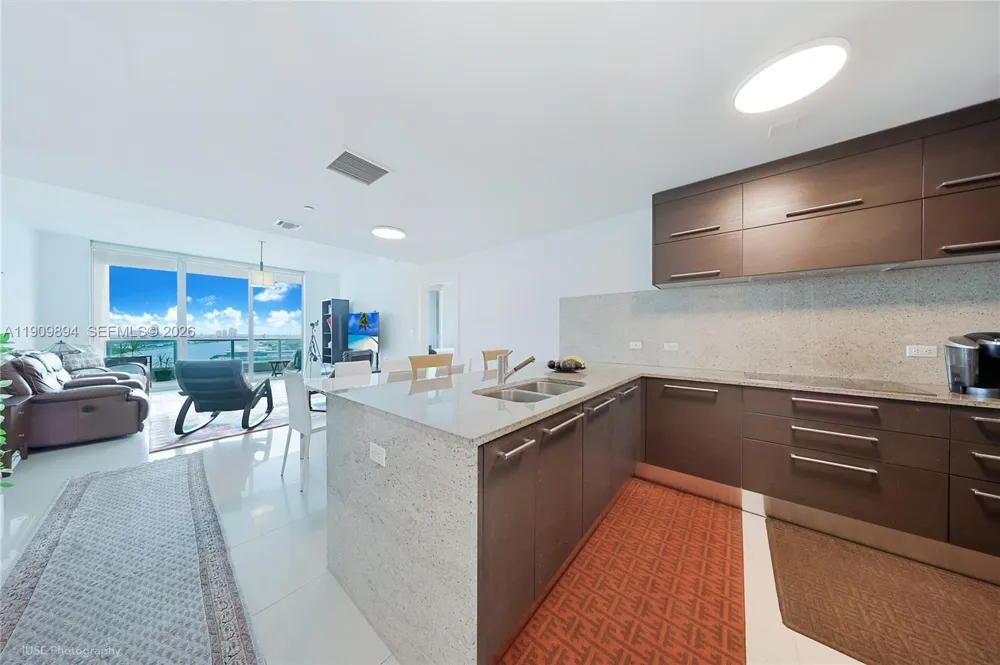 900 Biscayne Blvd #2602 Miami, FL 33132