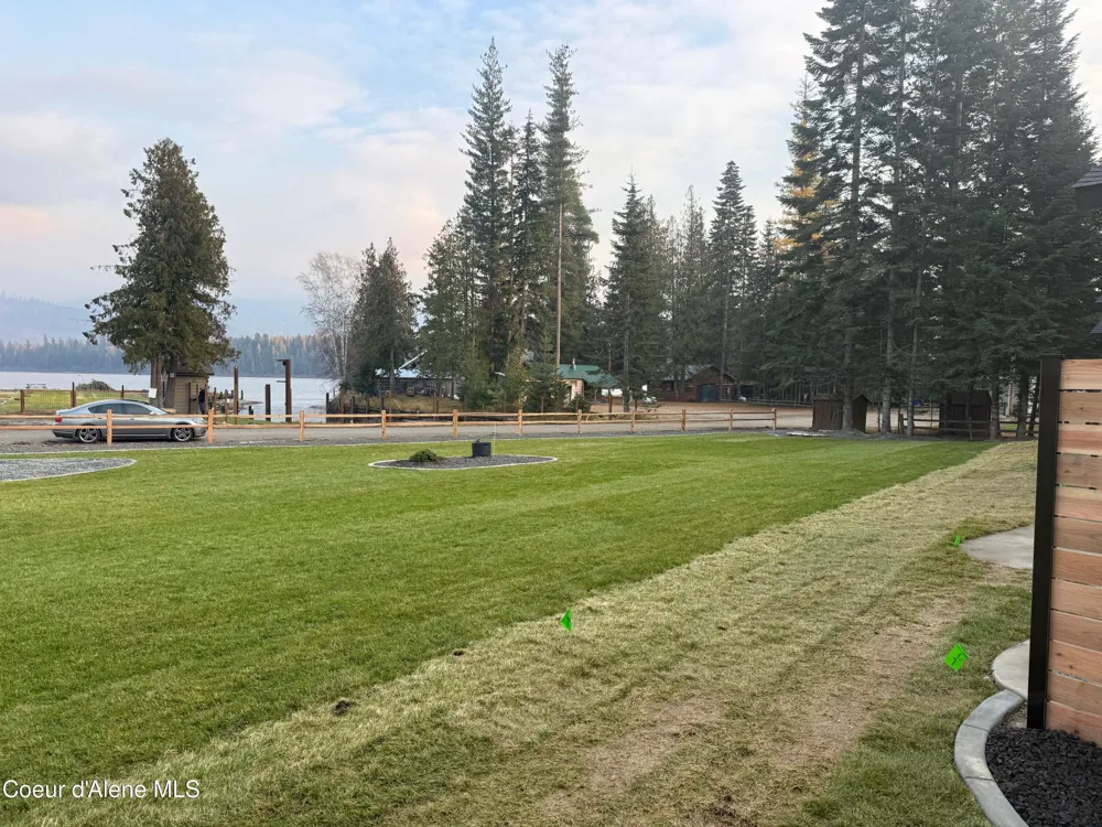 33 Rebecca Lane Nordman, ID 83848