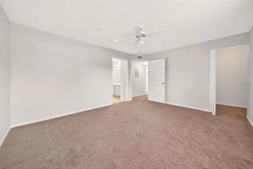 13917 FAIRWAY ISLAND DRIVE #928 Orlando, FL 32837