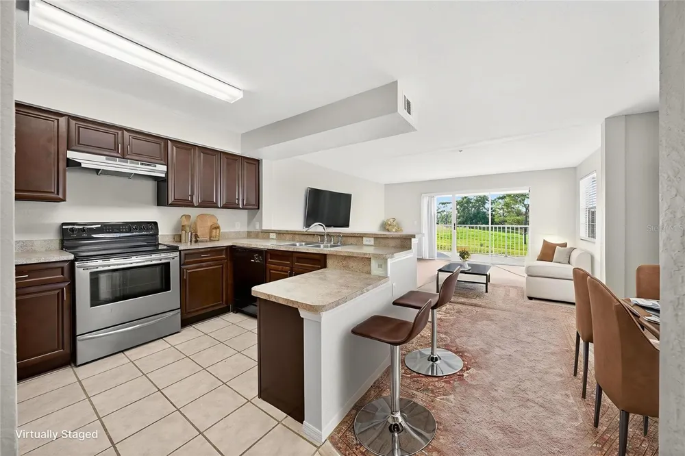 13917 FAIRWAY ISLAND DRIVE #928 Orlando, FL 32837