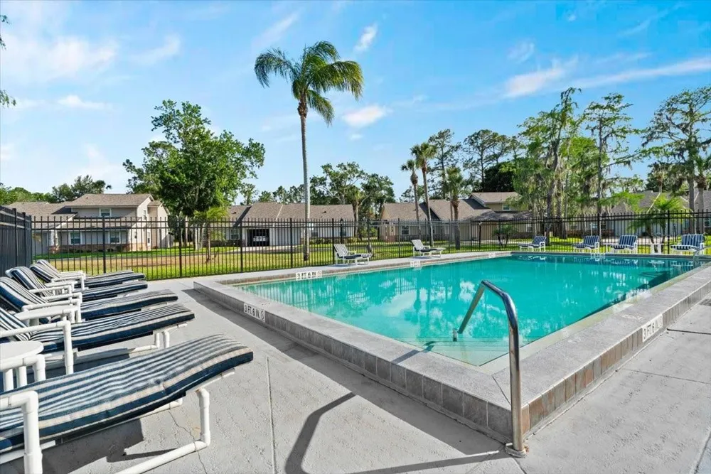 102 BOB WHITE COURT #102C Daytona Beach, FL 32119