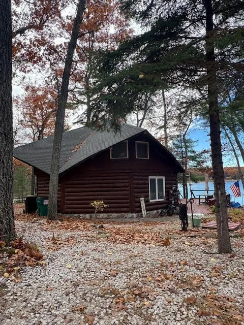 9013 S Three Lakes Lane Baldwin, MI 49304