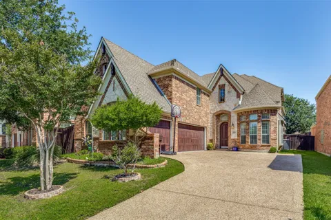 6909 Medallion Drive