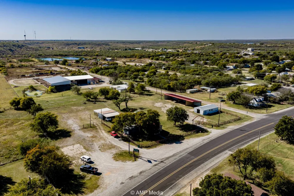 507 E Chestnut Throckmorton, TX 76483
