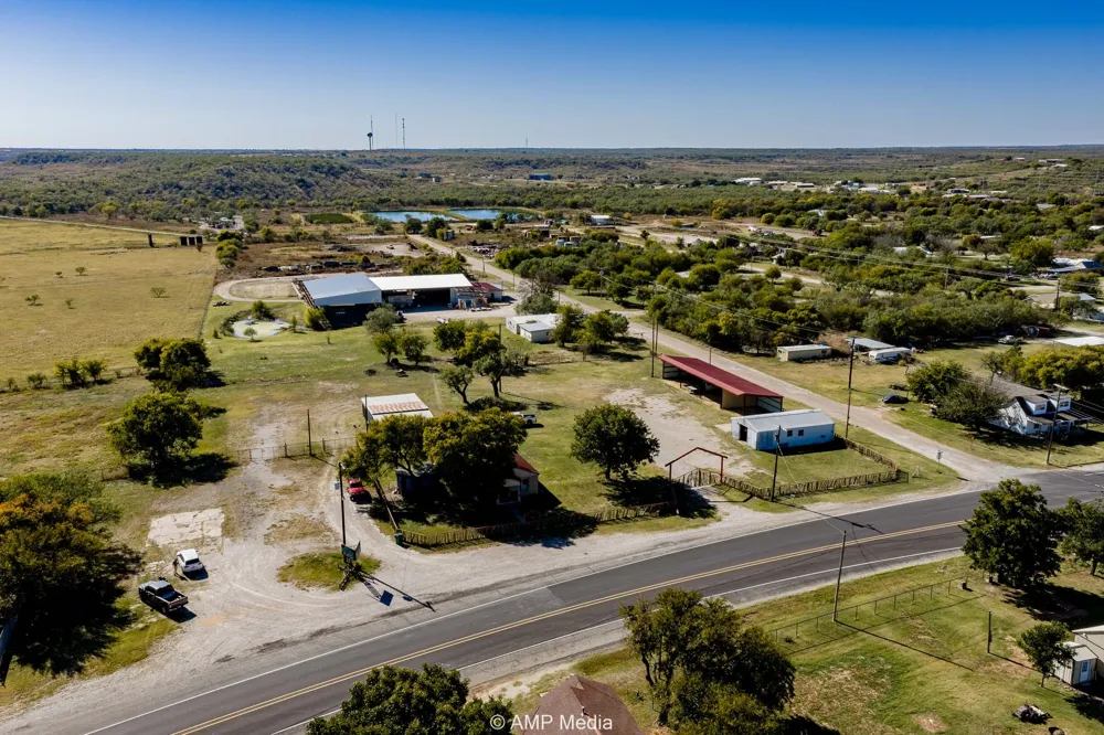 507 E Chestnut Throckmorton, TX 76483