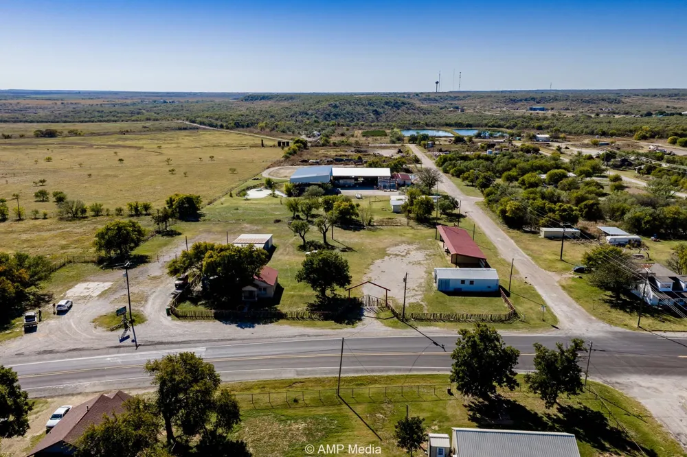 507 E Chestnut Throckmorton, TX 76483