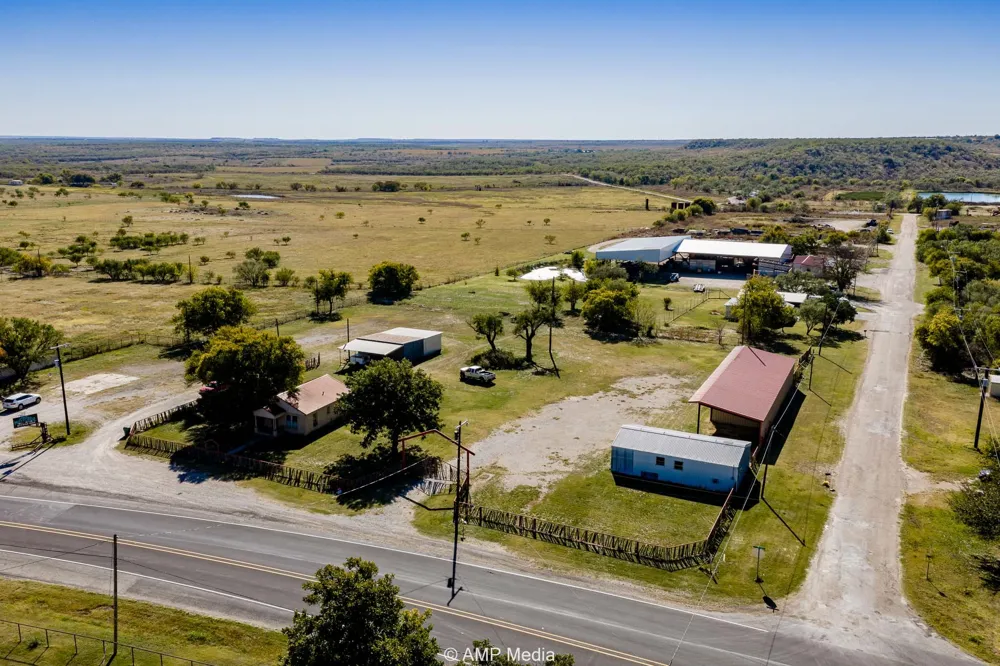 507 E Chestnut Throckmorton, TX 76483
