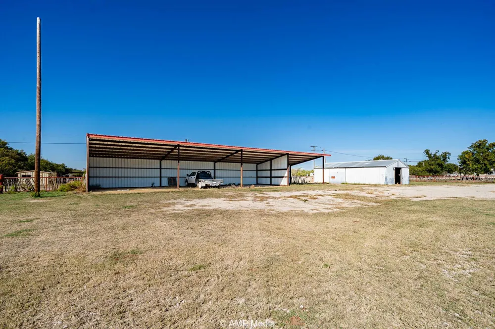 507 E Chestnut Throckmorton, TX 76483