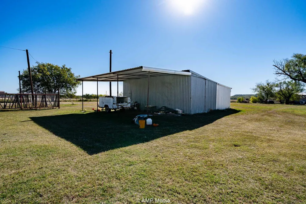 507 E Chestnut Throckmorton, TX 76483