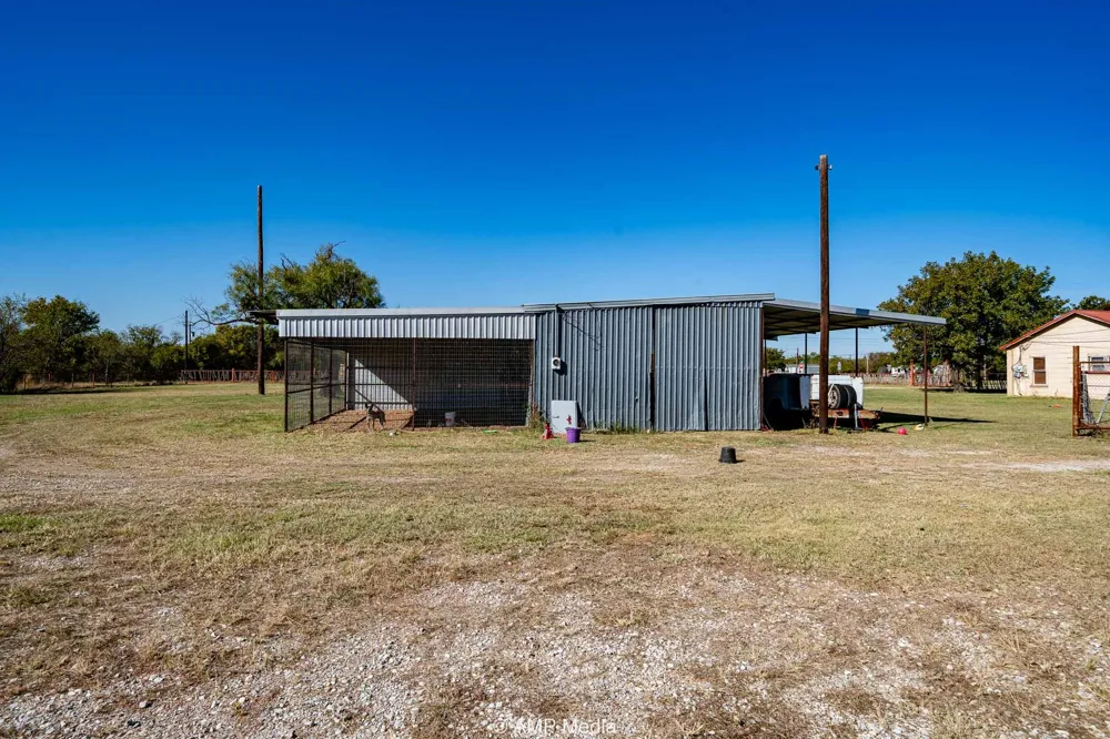 507 E Chestnut Throckmorton, TX 76483