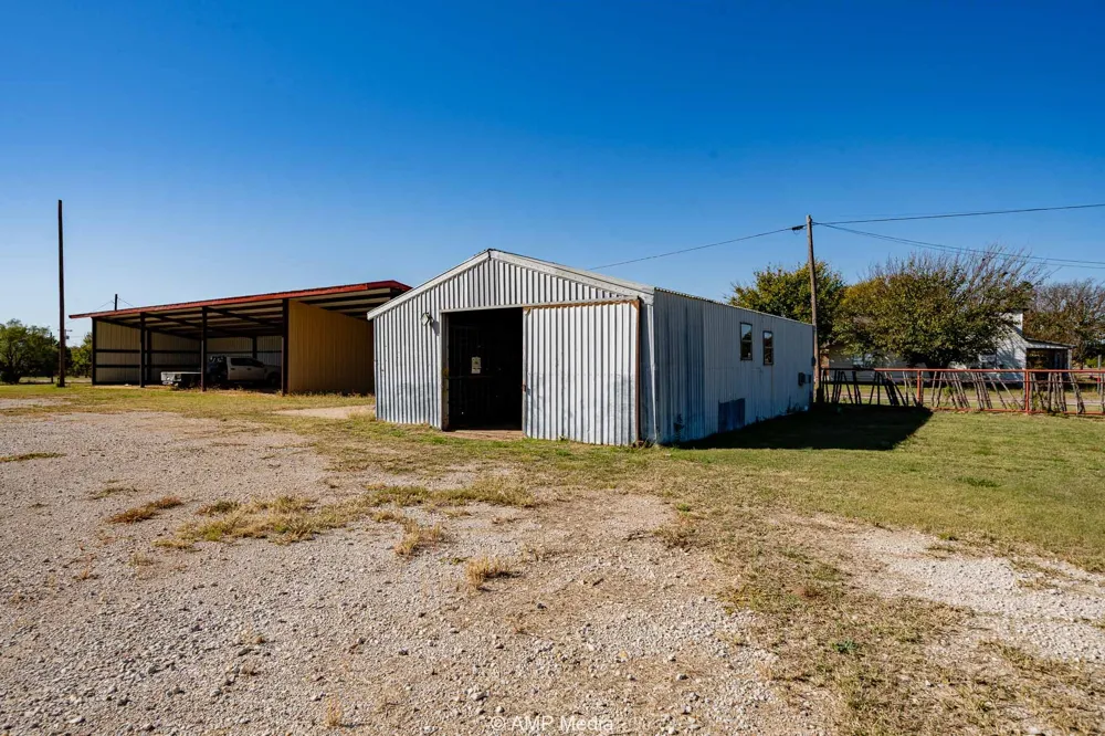 507 E Chestnut Throckmorton, TX 76483