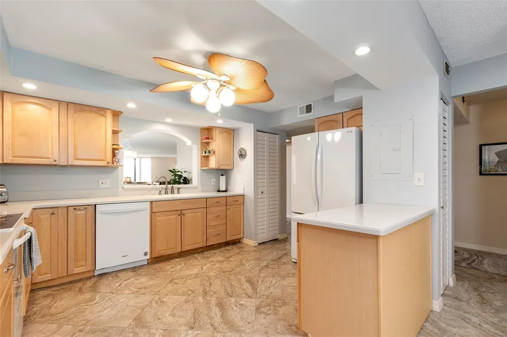 6500 SUNSET WAY #116 St Pete Beach, FL 33706