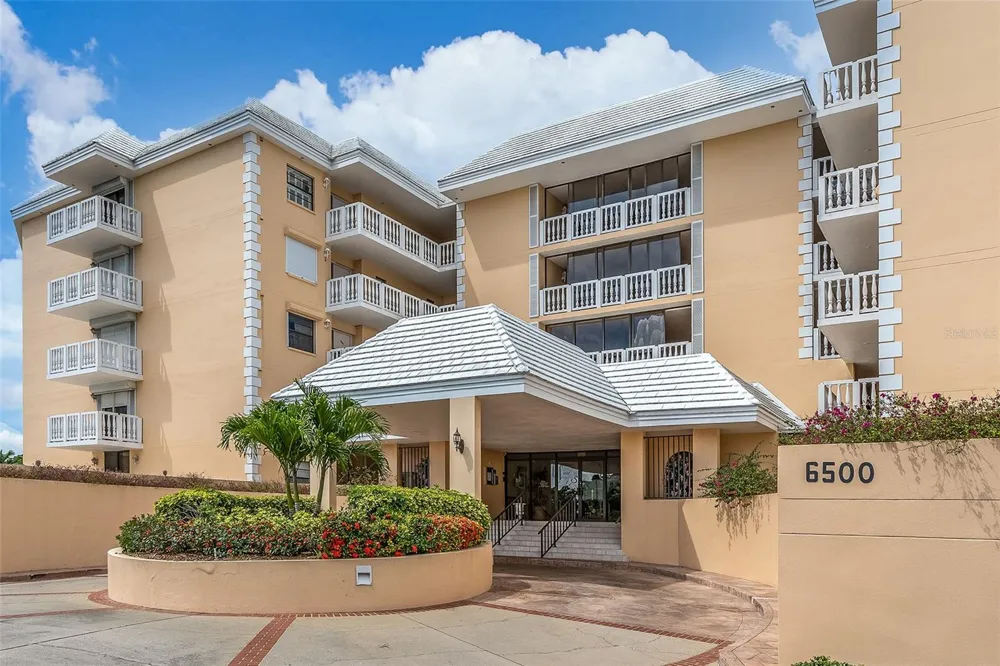 6500 SUNSET WAY #116 St Pete Beach, FL 33706