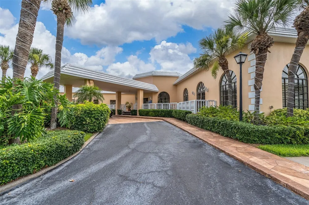 6500 SUNSET WAY #116 St Pete Beach, FL 33706