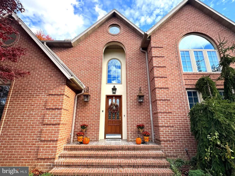160 LOWER GRANDVIEW ROAD State College, PA 16801