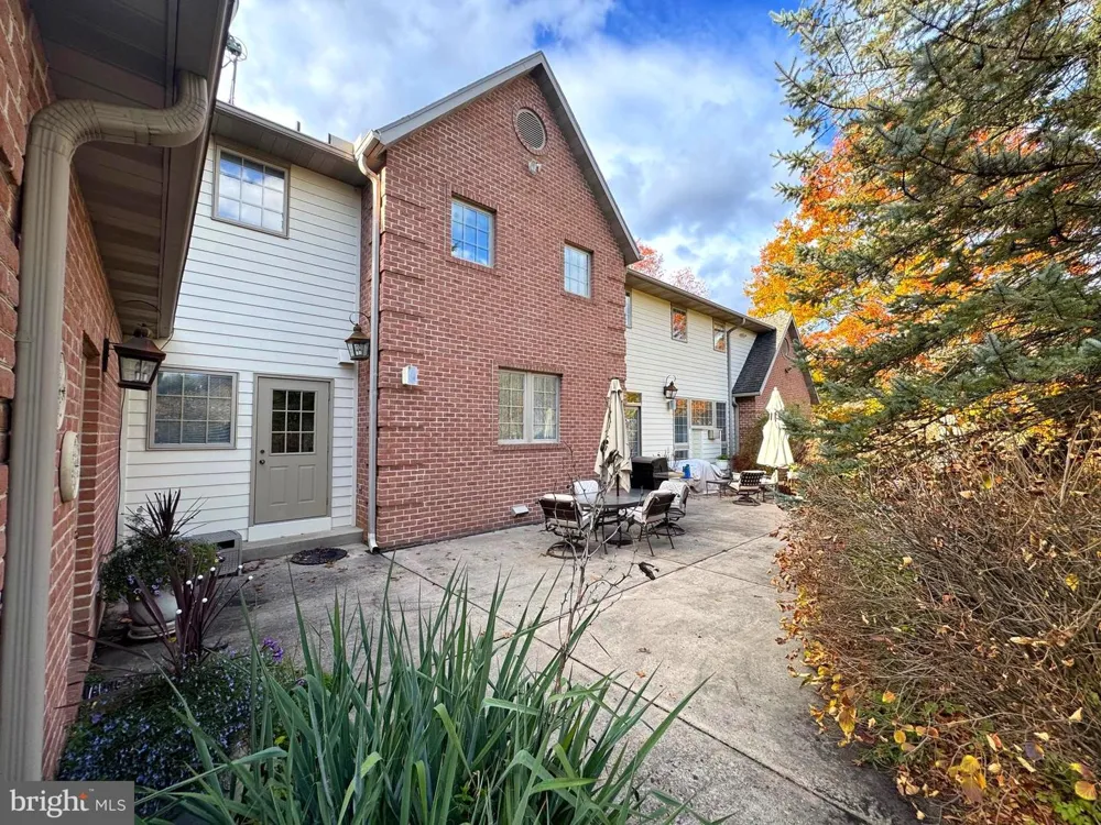 160 LOWER GRANDVIEW ROAD State College, PA 16801