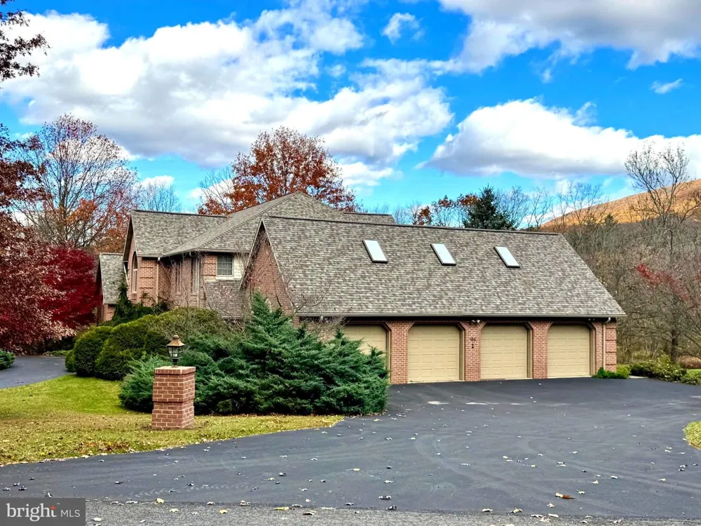 160 LOWER GRANDVIEW ROAD State College, PA 16801