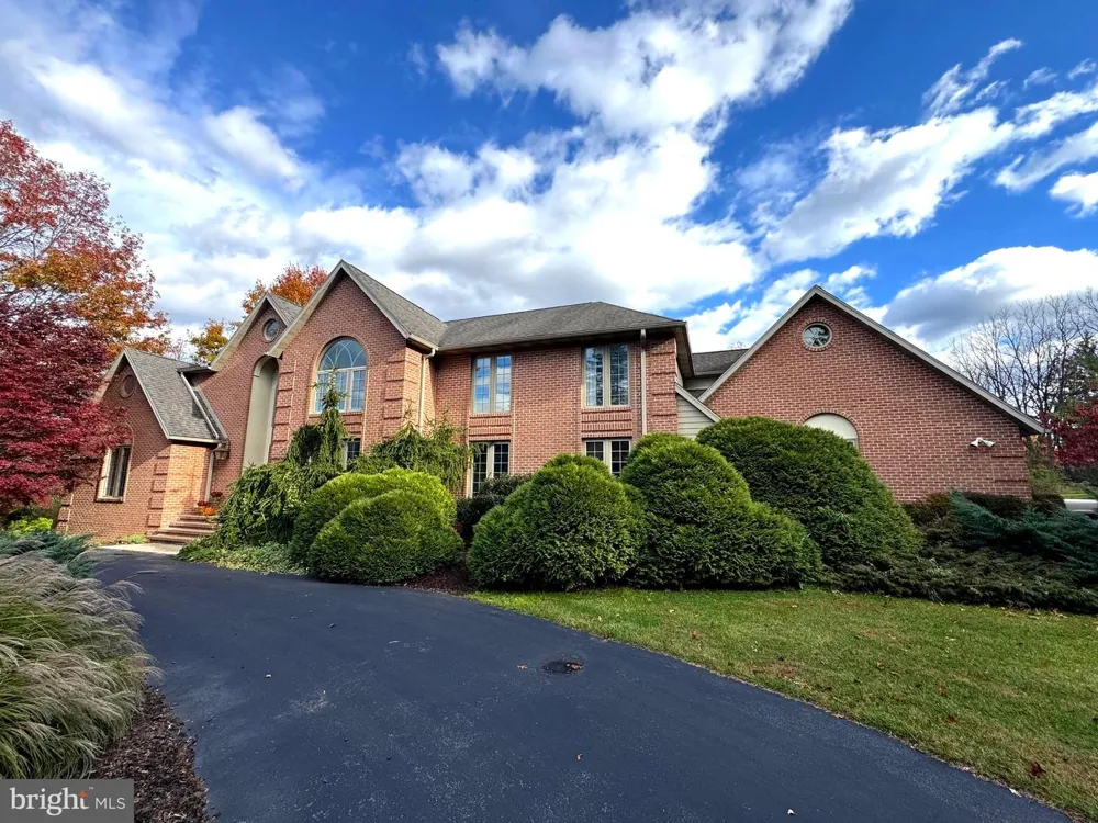 160 LOWER GRANDVIEW ROAD State College, PA 16801