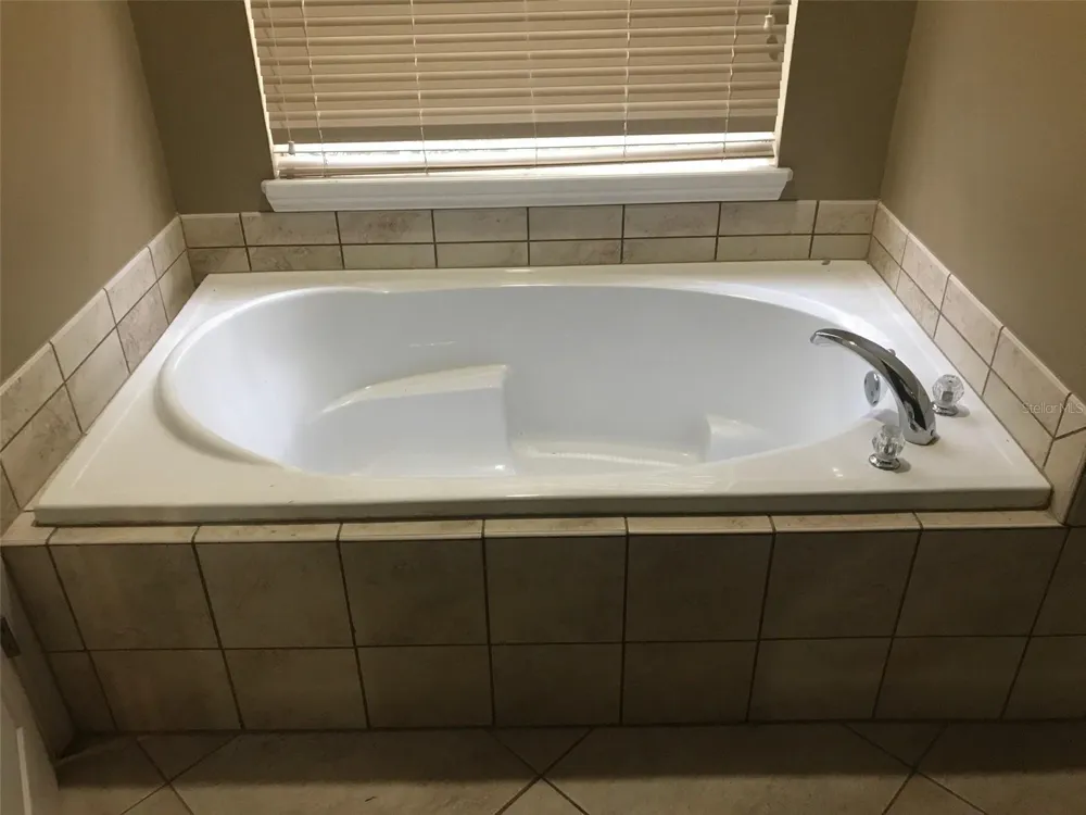 1530 SALEM DRIVE Orlando, FL 32807