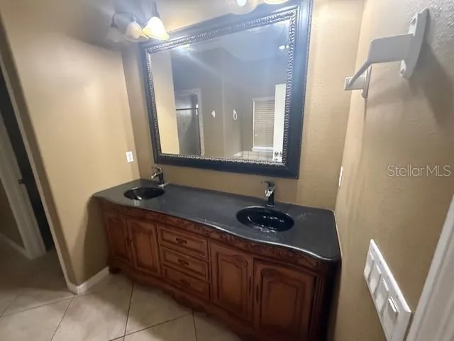 1530 SALEM DRIVE Orlando, FL 32807