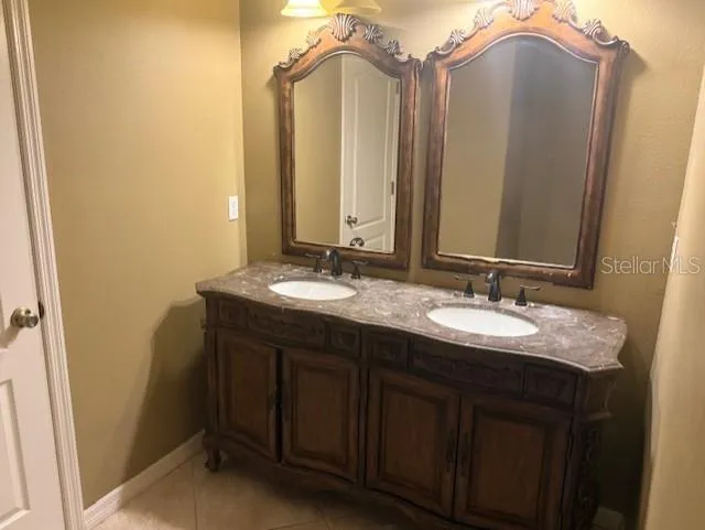 1530 SALEM DRIVE Orlando, FL 32807