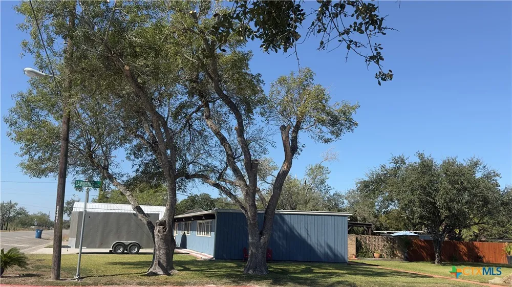 601 Lawrence Street Refugio, TX 78377