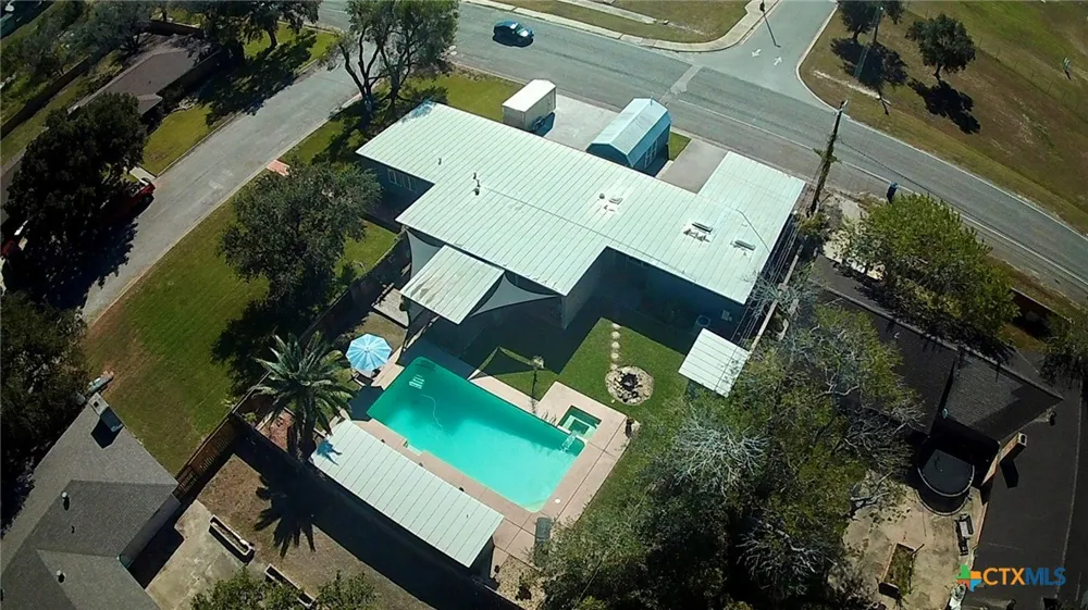 601 Lawrence Street Refugio, TX 78377