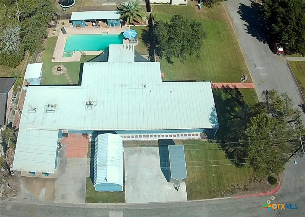 601 Lawrence Street Refugio, TX 78377