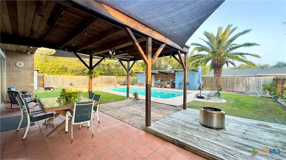 601 Lawrence Street Refugio, TX 78377