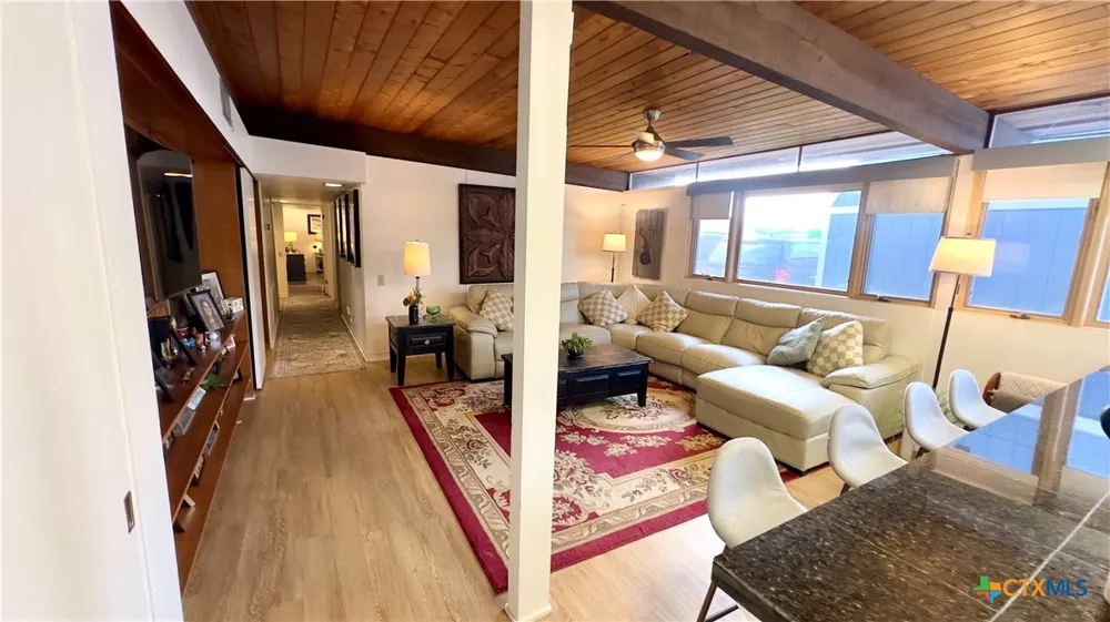 601 Lawrence Street Refugio, TX 78377