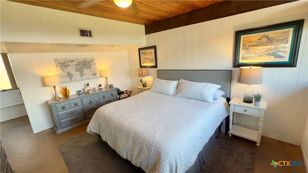 601 Lawrence Street Refugio, TX 78377