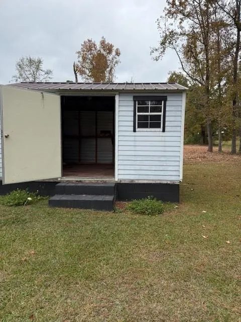 123 Mayview Lane Sandersville, GA 31082