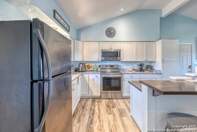 733 Camp Uvalde, TX 78801