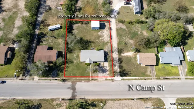 733 Camp Uvalde, TX 78801