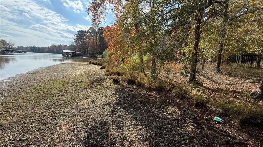 618 S Steel Bridge Road Eatonton, GA 31024