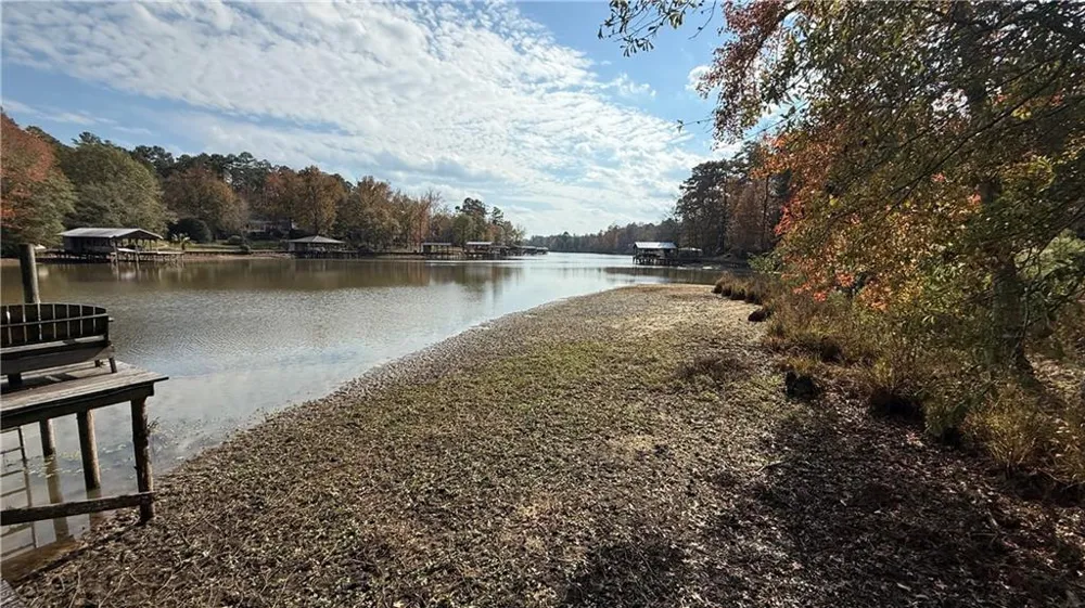 618 S Steel Bridge Road Eatonton, GA 31024