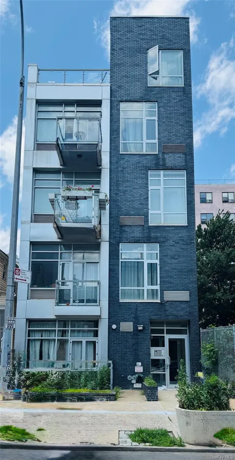 179 Monroe Street #1A