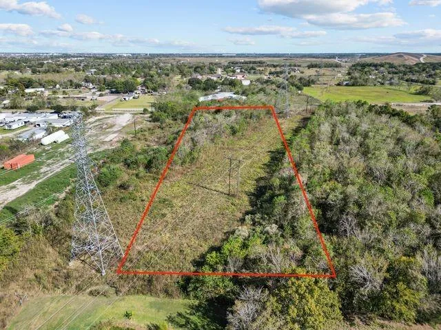 Ave F Santa Fe, TX 77510