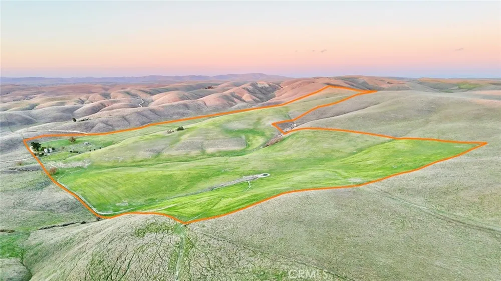3780 S Gillis Canyon Road Shandon, CA 93461