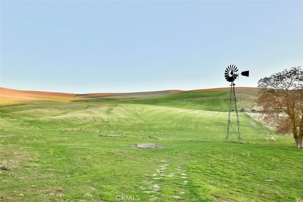 3780 S Gillis Canyon Road Shandon, CA 93461