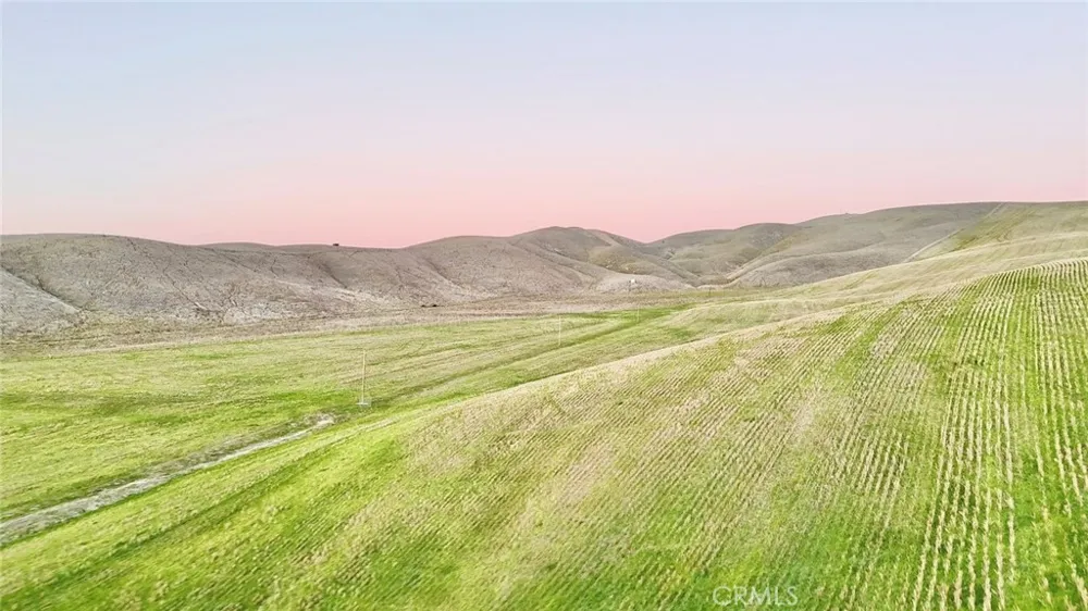 3780 S Gillis Canyon Road Shandon, CA 93461