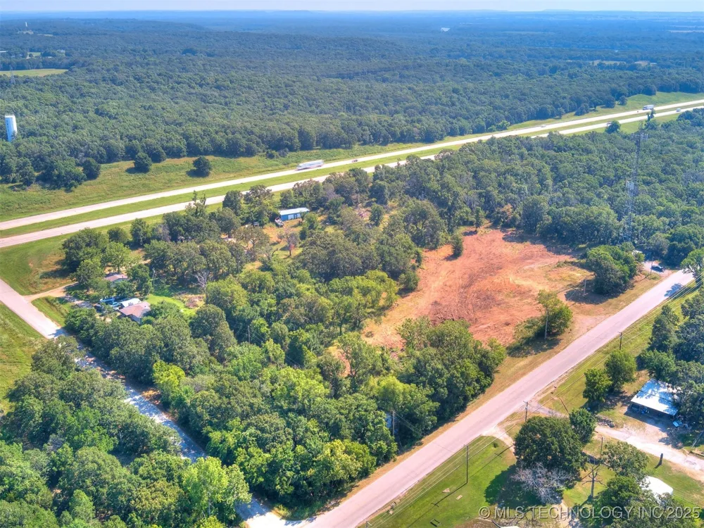 10055 E 590 ROAD Catoosa, OK 74015