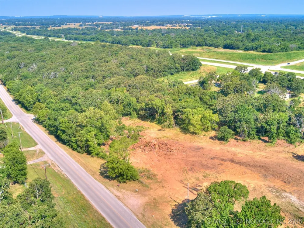 10055 E 590 ROAD Catoosa, OK 74015