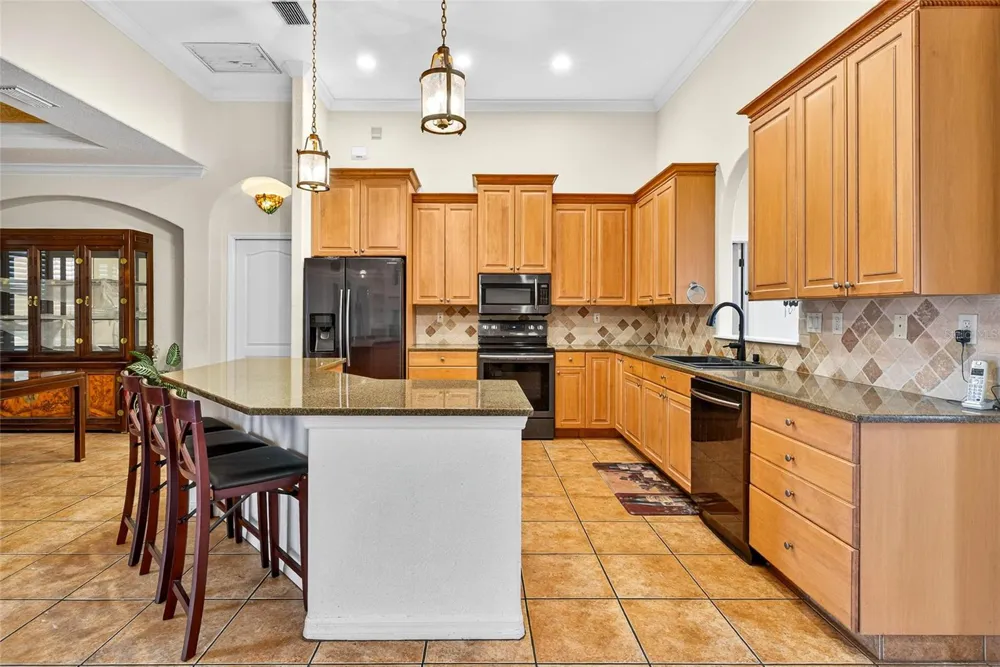 14743 1ST AVENUE E Bradenton, FL 34212
