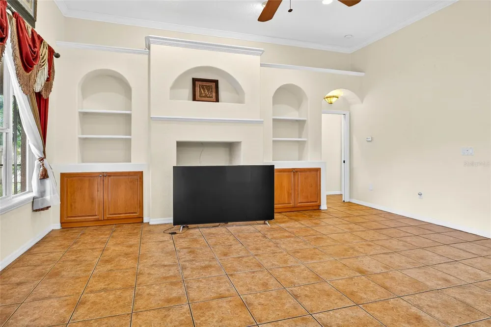14743 1ST AVENUE E Bradenton, FL 34212