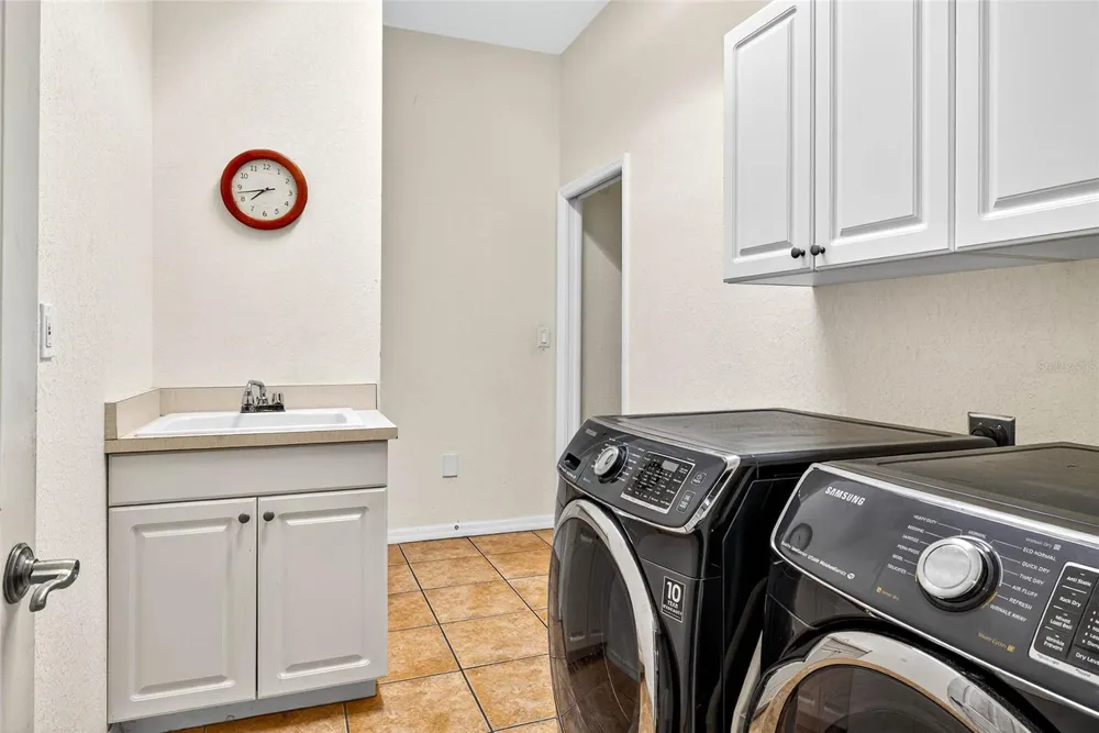 14743 1ST AVENUE E Bradenton, FL 34212