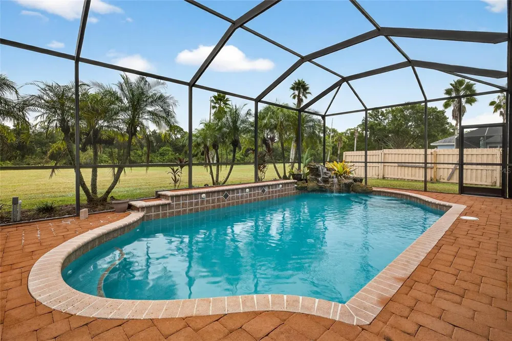 14743 1ST AVENUE E Bradenton, FL 34212